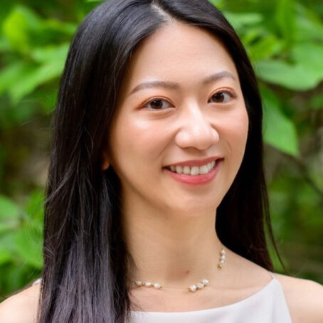 Teresa Chang Headshot