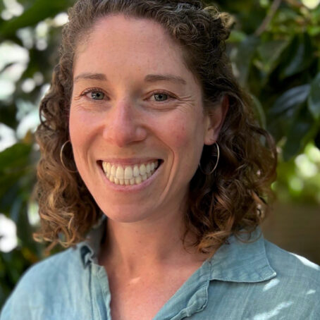 Ellie Gertler Headshot