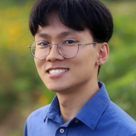 Chris Nguyen Headshot