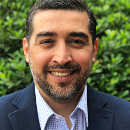 Roger Pelayo Headshot