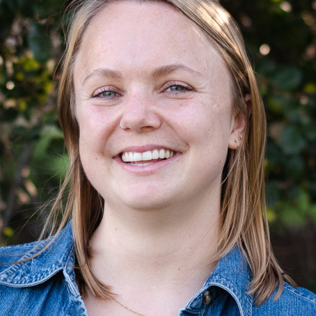 Sara Rauwolf Headshot