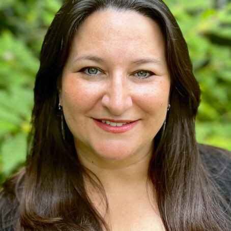 Patti Sistrunk headshot