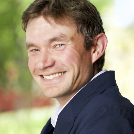 Aaron Sussman Headshot