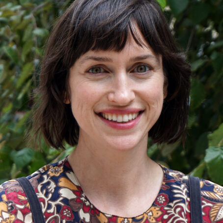 Lindsay Sveen Headshot